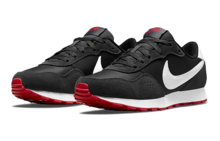 Nike MD Valiant Running Shoes GS 6