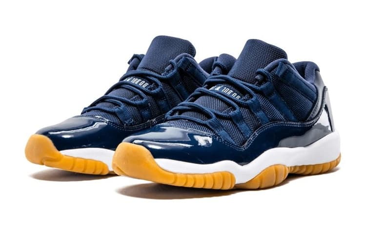 JORDAN 11 Retro Low Midnight Navy GS 5