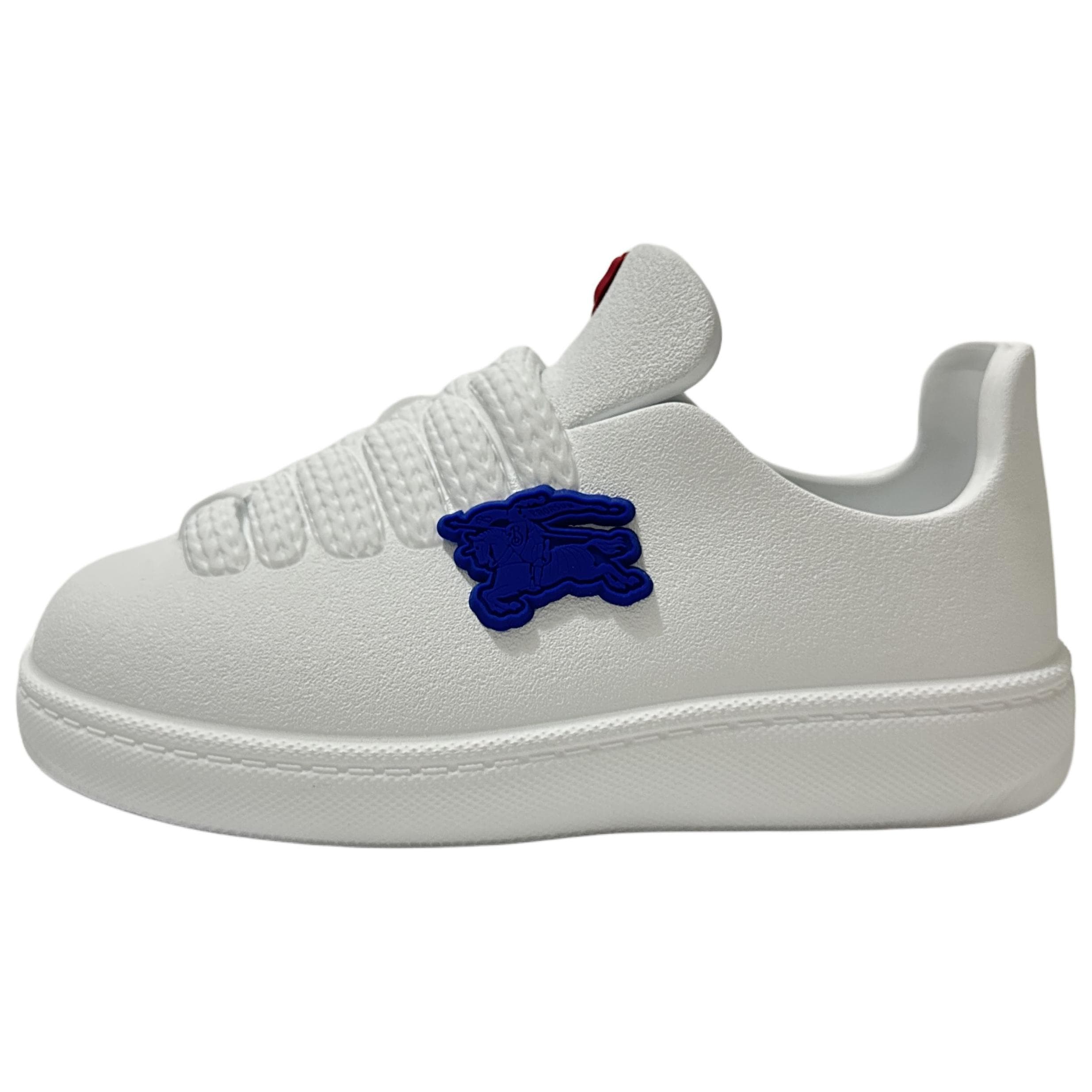 Burberry Bubble Round-Toe Lace-Up Low-Top Skate Shoes Women's White