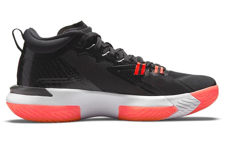 JORDAN Zion 1 Pf Black White Bright Crimson 3