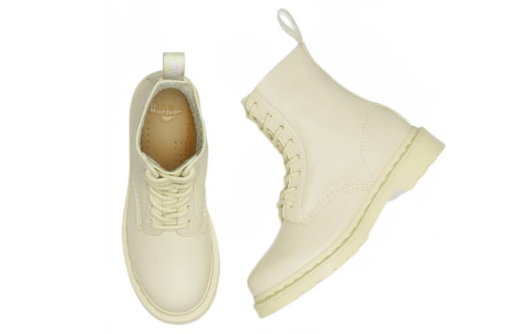 Dr.Martens 1460 Pascal Mono Lace Up Boots 'Cream' Women's 5