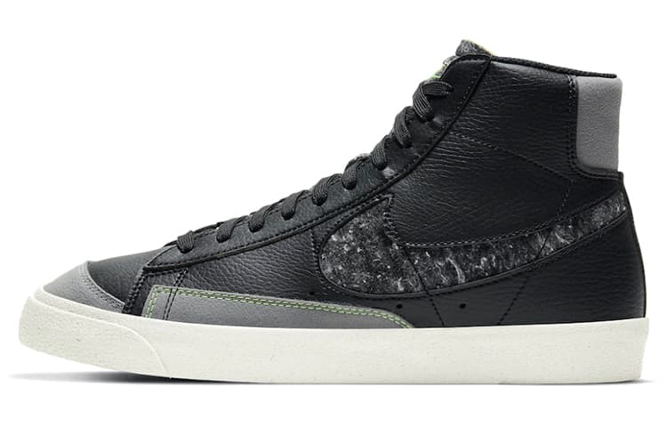Nike Blazer Mid '77 Vintage Black Light Bone
