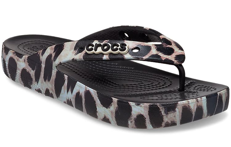 Crocs Classic Cloud Flip Flops Women's Black Leopard Print 5