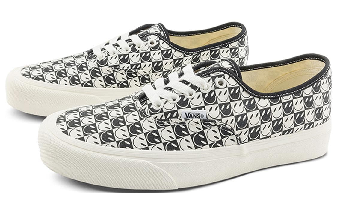 Vans Classic Checkerboard Slip On Shoe 'Black White' 4
