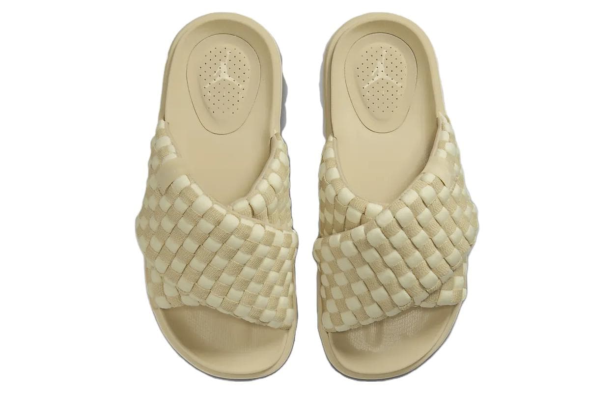 JORDAN Sophia Slide 'Team Gold Alabaster' Women's 5