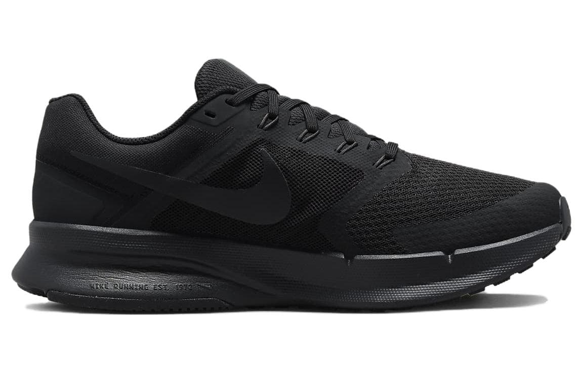 Nike Run Swift 3 'Triple Black' 4