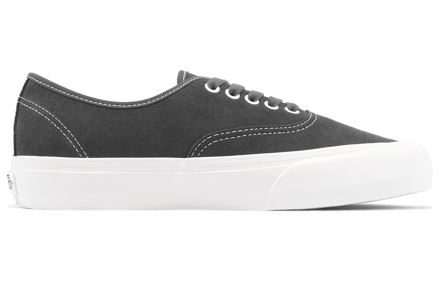 Vans Authentic VR3 6