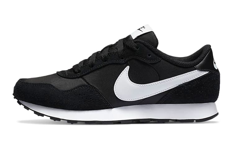 Nike MD Valiant Black White GS 2