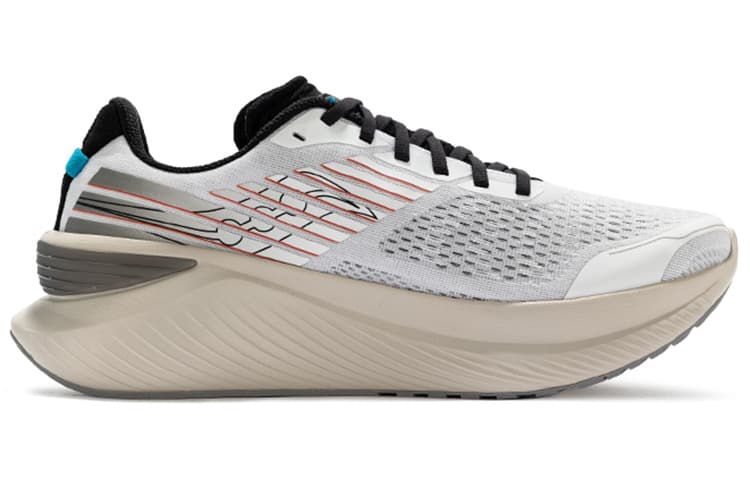 saucony Endorphin Shift 3 'White Sand' 4