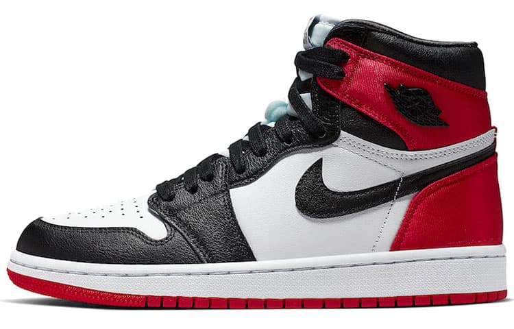 Air Jordan 1 Retro High 'Satin Black Toe' Women's 2
