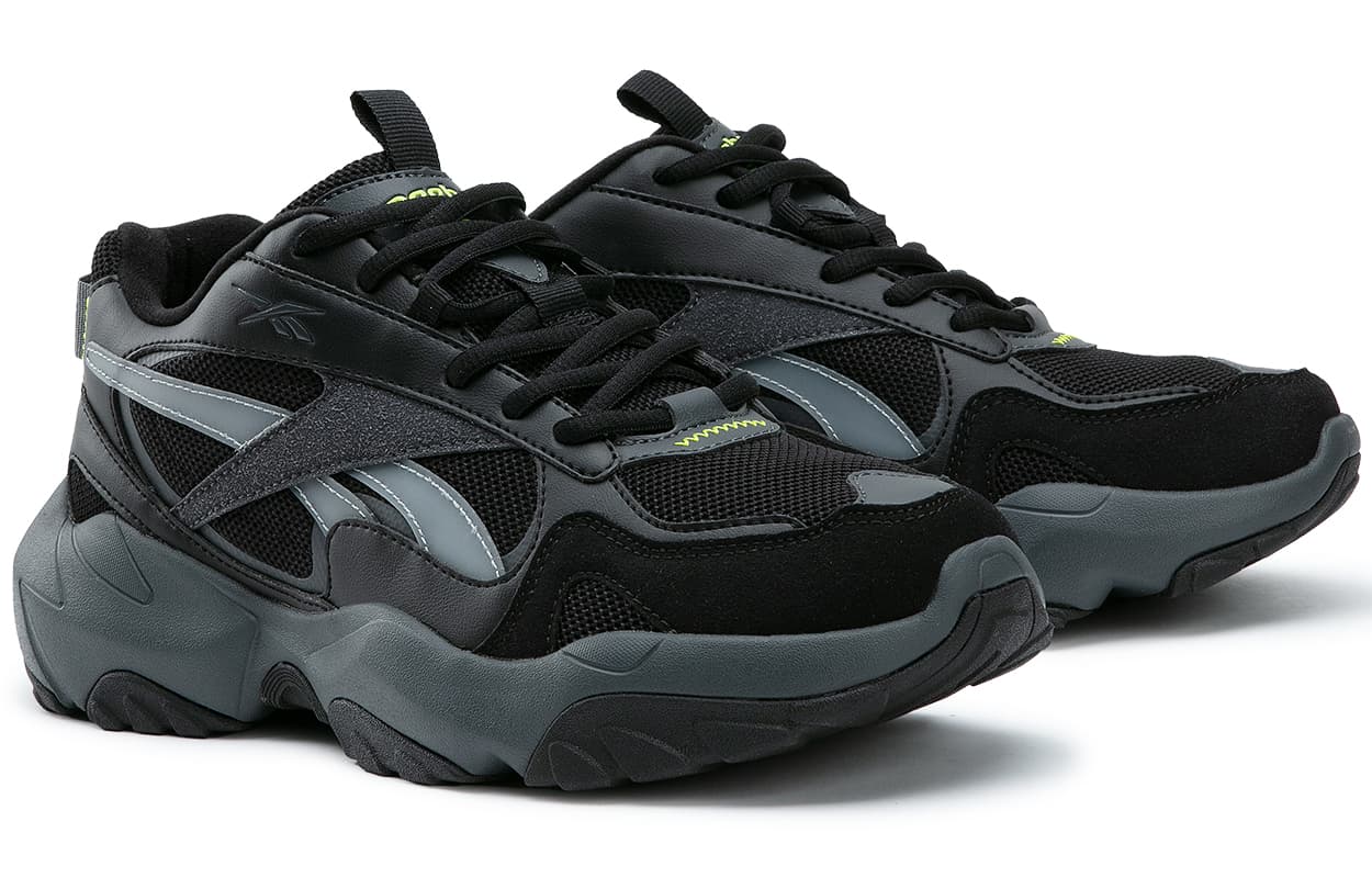 Reebok FLUFFI PUFF CN Anti-Slip Wear-Resistant Breathable Height Increasing Low-Top Running Shoes Unisex Black Warrior 4