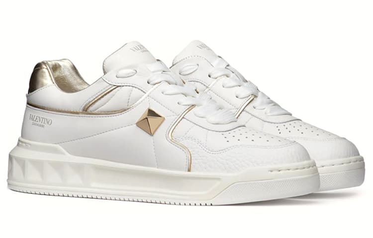 Valentino One Stud GARAVANI Low Top Skateboard Shoes Women's White 5