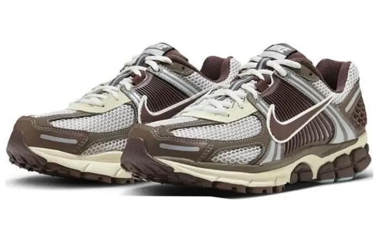 Nike Air Zoom Vomero 5 Earth Fossil Brown 4