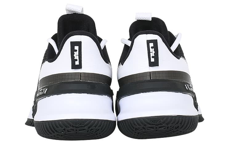 Nike Ambassador 13 'Black White' 6
