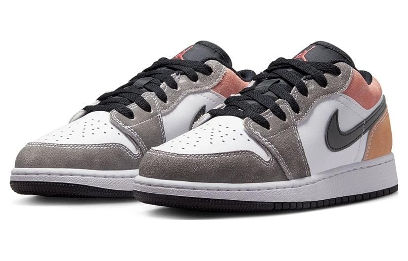 Jordan Kids Air Jordan 1 Low SE "Flight Club" Sneakers 5