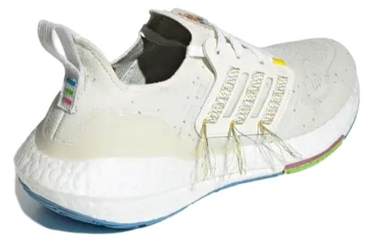 Adidas Originals UltraBoost 22 Sus 'White Light Yellow' 6
