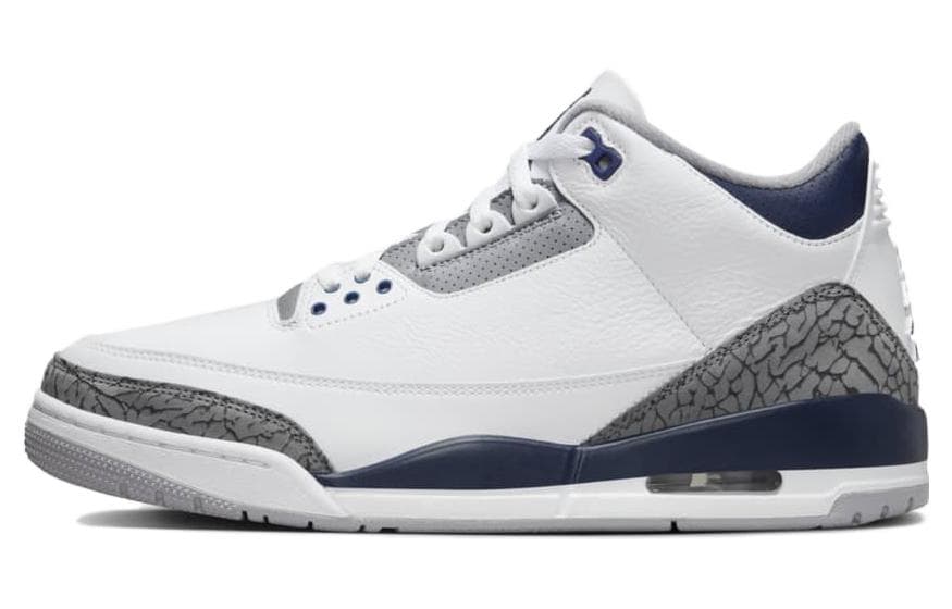Air Jordan 3 Midnight Navy 2