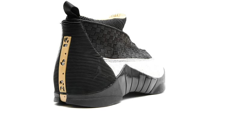 JORDAN 15 Retro Laser 5