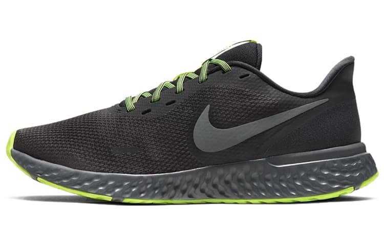 Nike Revolution 5 'Black Volt Green' 2