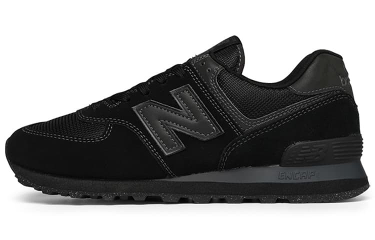 New Balance 574 Triple Black