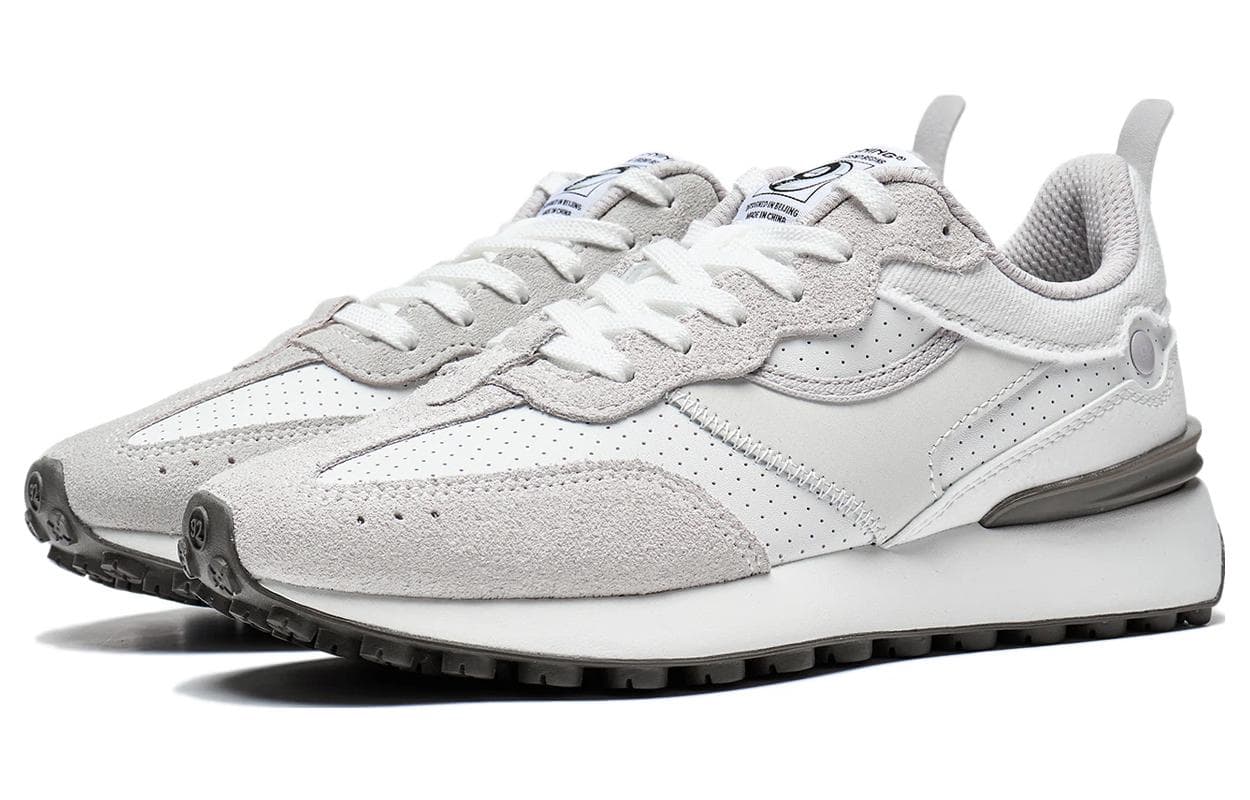 LiNing Fangyuan Classic Anti-Slip Wear-Resistant Low-Top Sports Casual Shoes Women's Champagne White 6