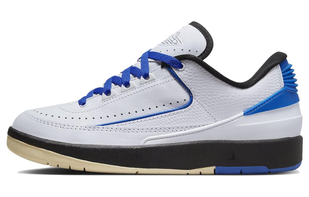 JORDAN 2 Retro Low Varsity Royal Women's 2