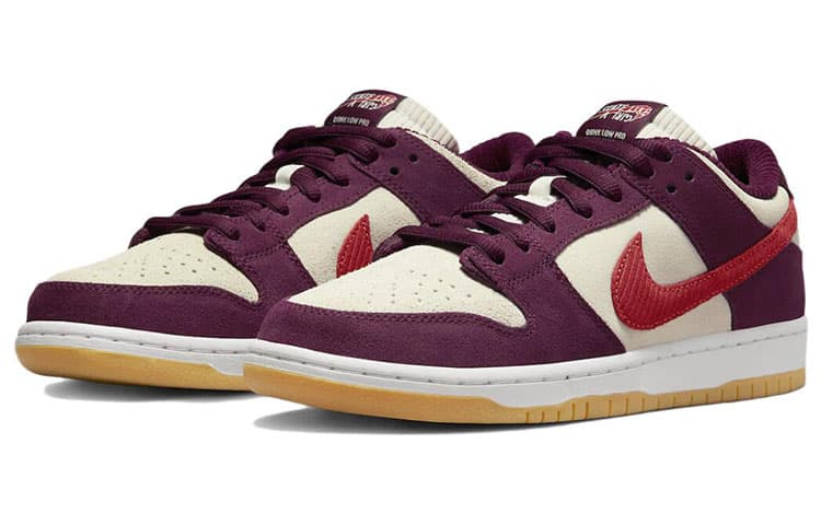 Nike SB Dunk Low Skate Like A Girl 6