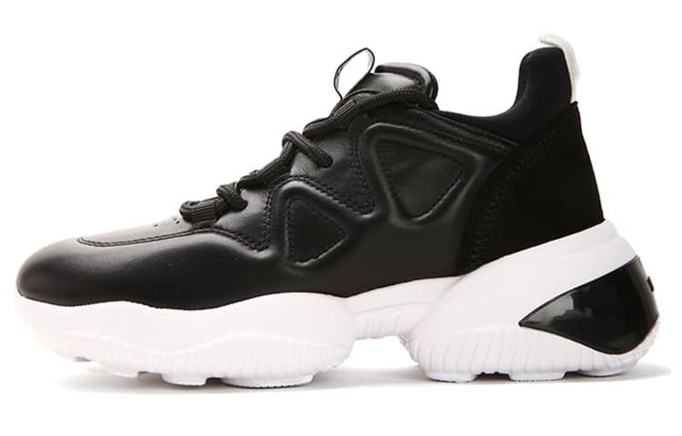 HOGAN Interaction Casual Shoes Women's Low-Top Black