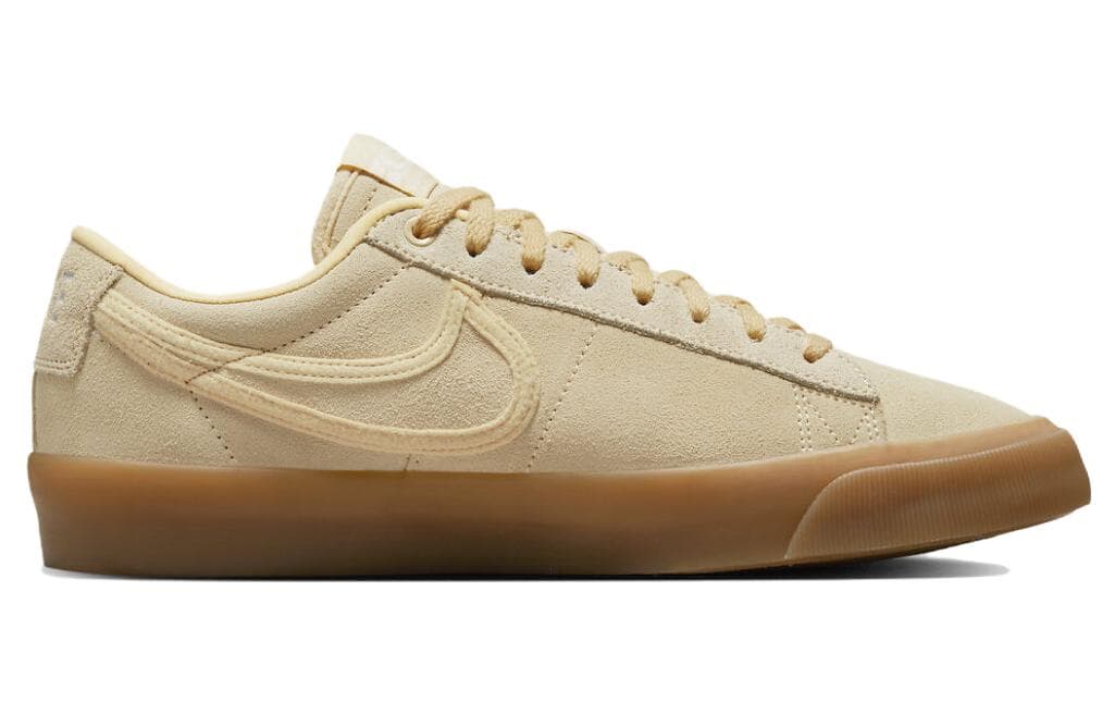 Nike Sb Blazer Low Pro Gt Pale Vanilla Gum 3