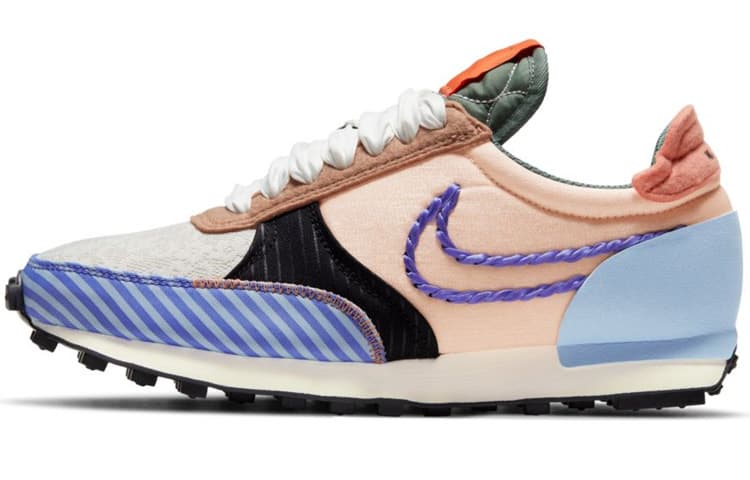 Nike Daybreak Type Crimson Tint Sapphire Women's 2