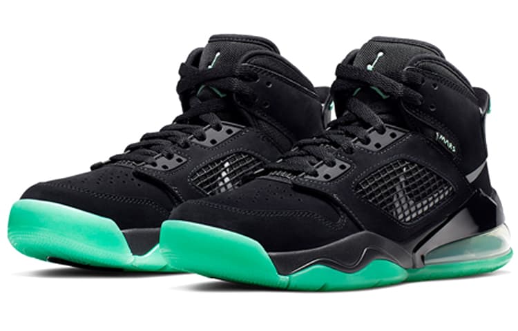 Jordan Mars 270 Black Green Glow GS 3