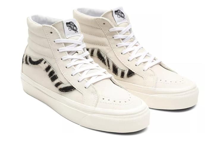 Vans SK8 Hi 38 DX Anaheim Factory-True White Zebra 4