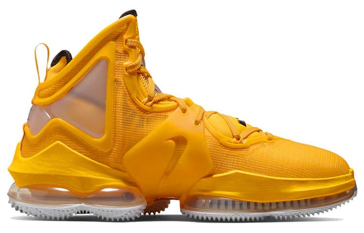 Nike LeBron 19 'Hard Hat' 3