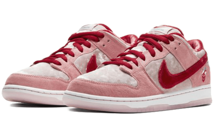 Nike SB Dunk Low StrangeLove 5