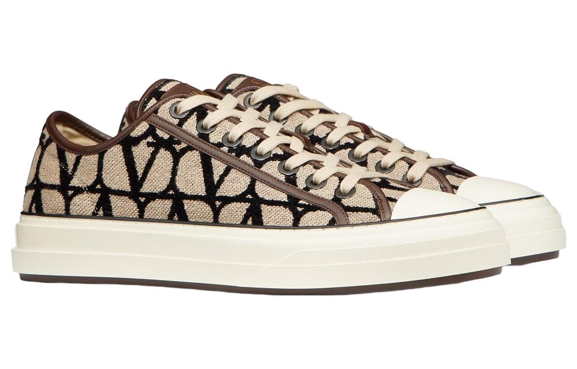 Valentino Low Top Stylish Skateboarding Shoes Men's Beige Black 6