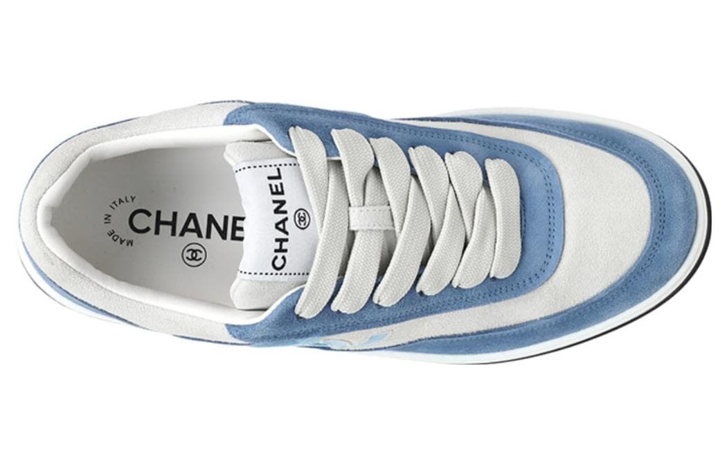 CHANEL 23P Low Top Stylish Skateboarding Shoes Women's White Blue 6