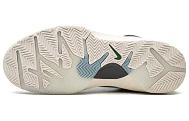 Nike Kobe 4 Protro Undefeated Milwaukee Bucks 4