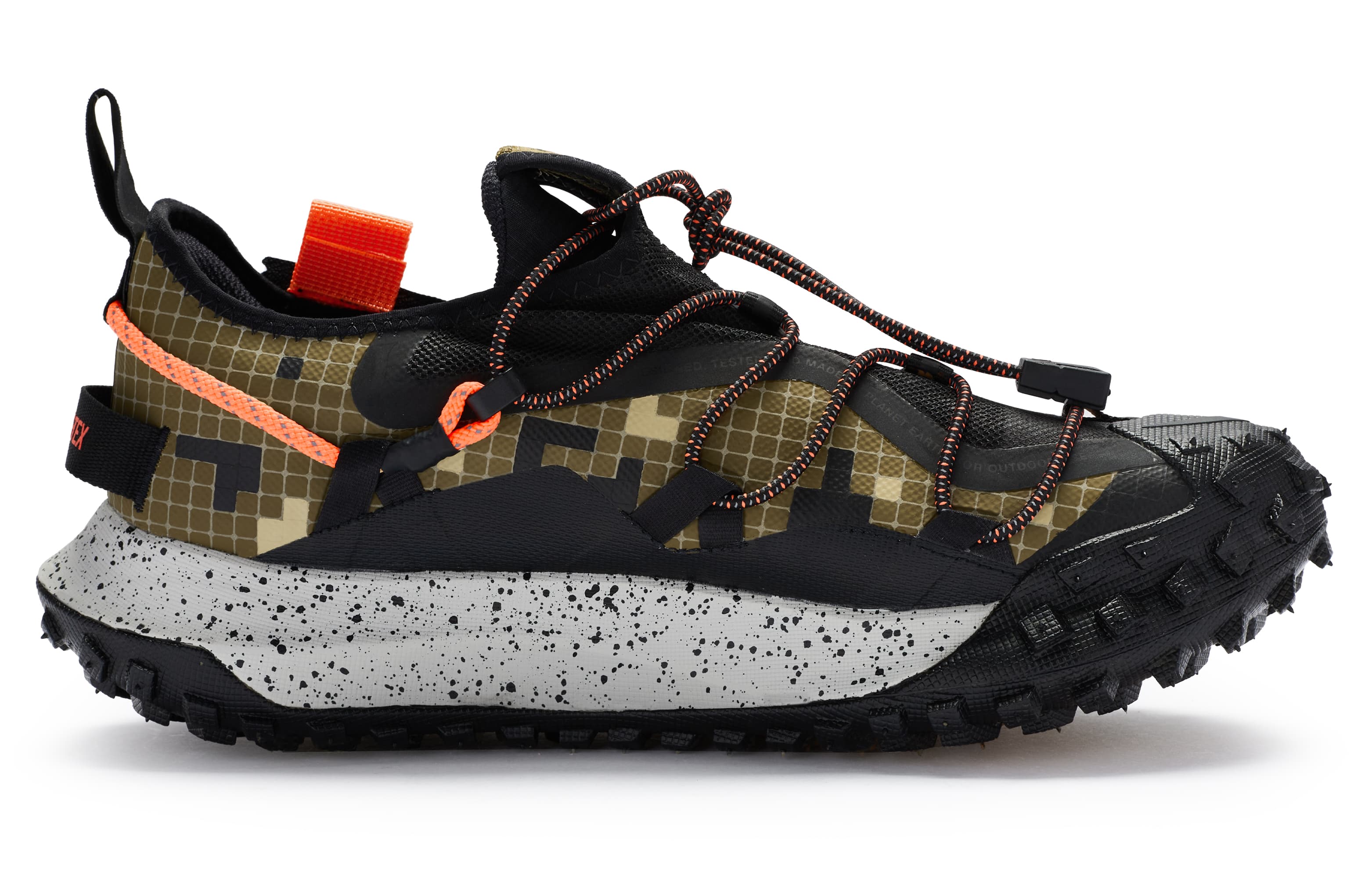 Nike ACG Mountain Fly Outdoor Shoes Men Low-Top Black/Green 3
