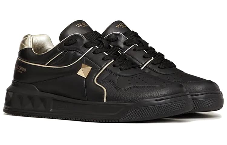 Valentino One Stud GARAVANI Low-Top Stylish Skateboarding Shoes Men's Black 6