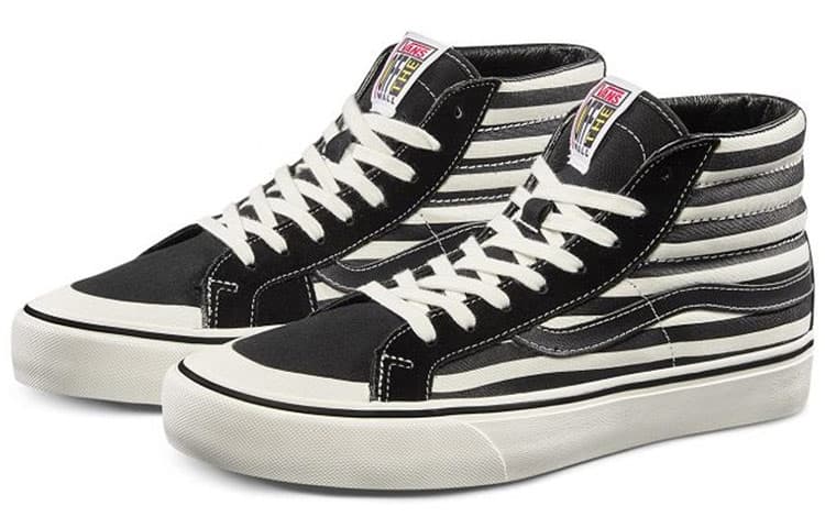 Vans SK8 Hi Stripe High Top Shoes/Sneakers Unisex Black White 3