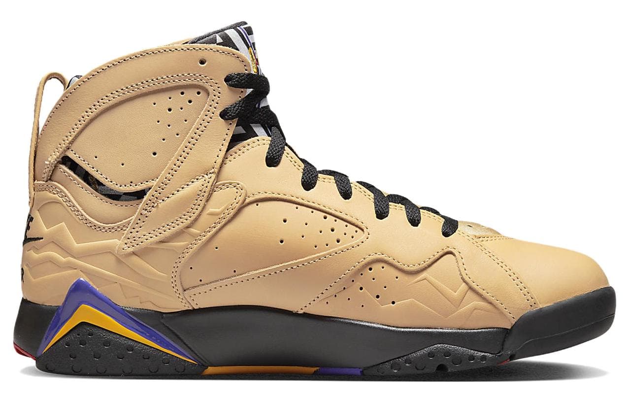 JORDAN 7 Retro Se Vachetta Tan 3
