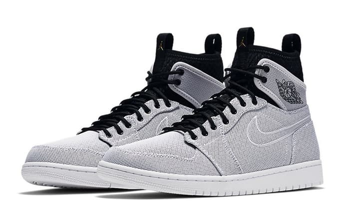 JORDAN 1 Retro Ultra High White Black 3