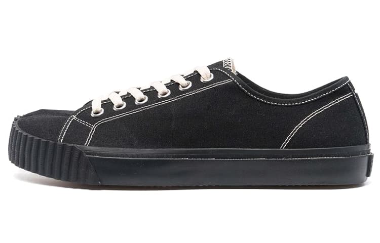 Maison Margiela Tabi Low Top Sneakers