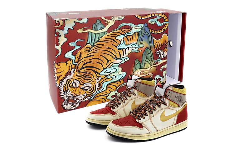 Jordan Air Jordan 1 Cushioned Slip Resistant Abrasion Resistant High Top Vintage Basketball Shoes Unisex White Red 2