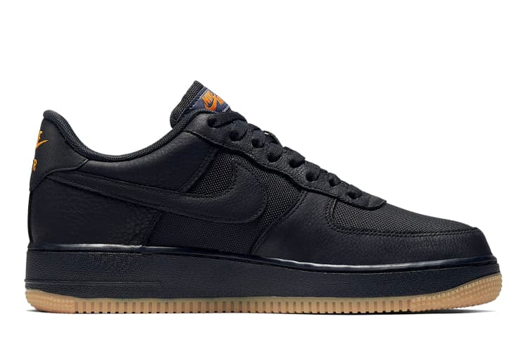 Nike Air Force 1 Low Gore Tex Black Light Carbon 3