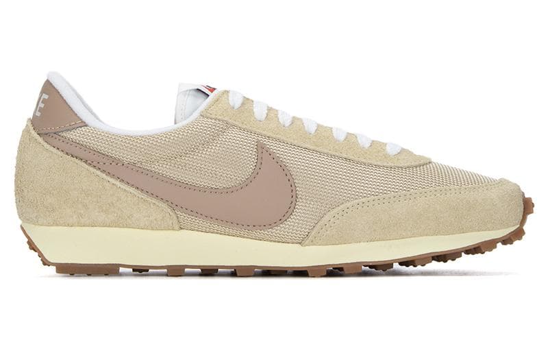 Nike DBreak Vntg 'Team Gold' Women's 3