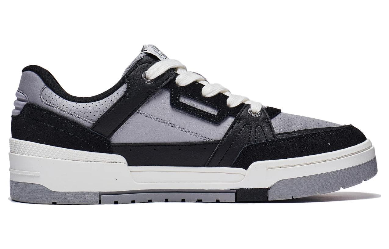 LINING Journey 1.5 Skateboard Shoes Men Low-Top Gray Black 3