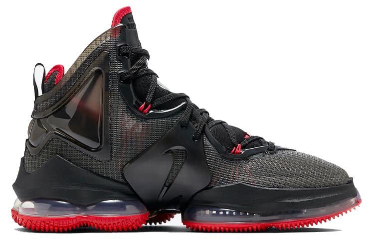 Nike LeBron 19 Ep 'Bred' 4