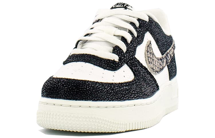 Nike Air Force 1 Low Snakeskin GS 5