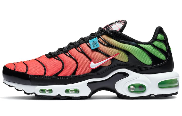 Nike Air Max Plus Worldwide Pack Crimson Green 2